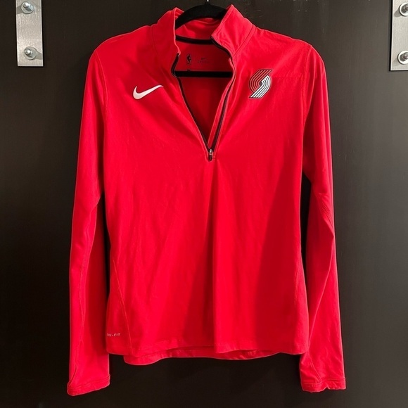 Red Portland Trailblazers Nike 1/4 Zip Dri-Fit  Size M - Picture 1 of 3